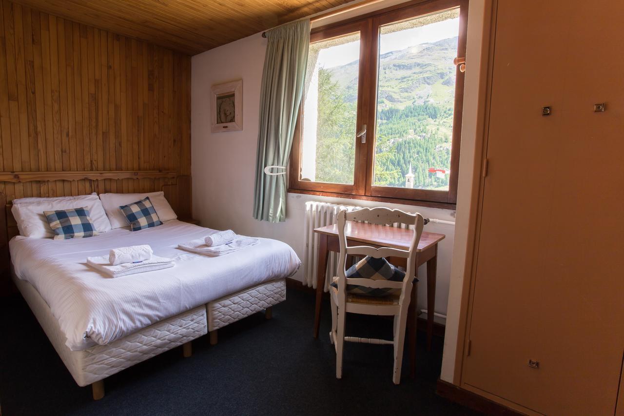 Chalet Les Melezes Bed and Breakfast Tignes Exteriör bild