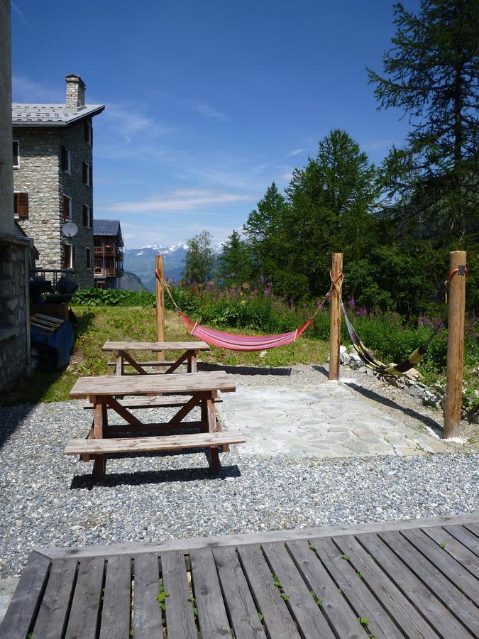 Chalet Les Melezes Bed and Breakfast Tignes Exteriör bild