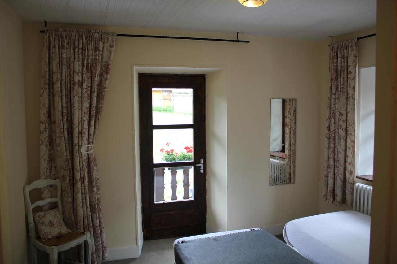 Chalet Les Melezes Bed and Breakfast Tignes Exteriör bild