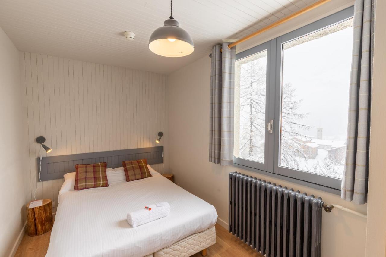 Chalet Les Melezes Bed and Breakfast Tignes Exteriör bild
